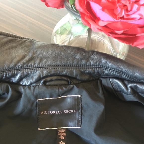 VS faux leather bomber NWOT - Picture 4 of 5